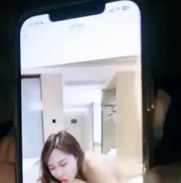 女主播人狗大战